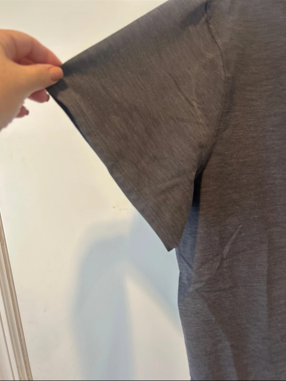 all in motion Men's Short-Sleeve Button-Down Shirt in Charcoal Gray - Picture 4 of 10